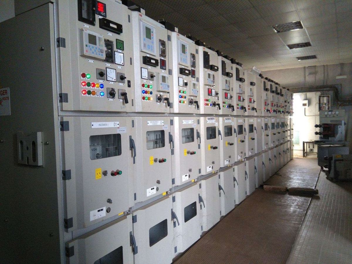 Electrical switchgear and control panel lineup installed by Flant Automations